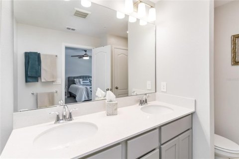 Townhouse in TOWNS AT LAKE MONROE COMMONS in Sanford, Florida 4 bedrooms, 164.34 sq.m. № 1784301 - photo 26
