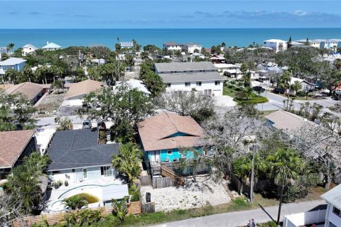 Commercial property in Indian Rocks Beach, Florida 8 bedrooms, 153.29 sq.m. № 1517932 - photo 30