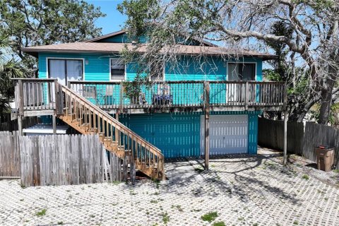 Commercial property in Indian Rocks Beach, Florida 8 bedrooms, 153.29 sq.m. № 1517932 - photo 12