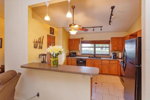 House in Orlando, Florida 3 bedrooms, 161.65 sq.m. № 1884493 - photo 4