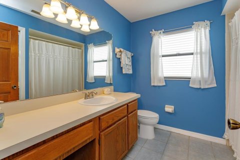 House in Orlando, Florida 3 bedrooms, 161.65 sq.m. № 1884493 - photo 17