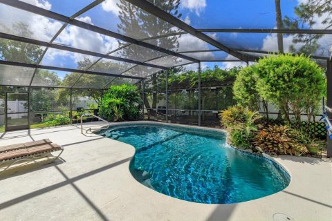 House in Orlando, Florida 3 bedrooms, 161.65 sq.m. № 1884493 - photo 21