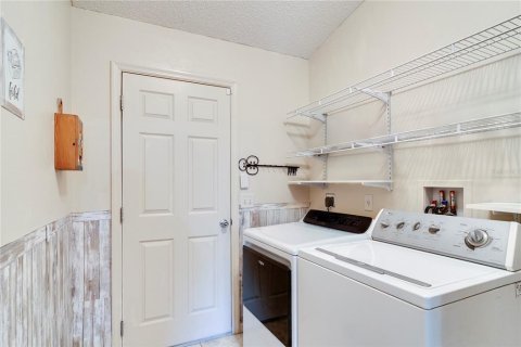 Casa en venta en The Villages, Florida, 3 dormitorios, 129.32 m2 № 1837552 - foto 14