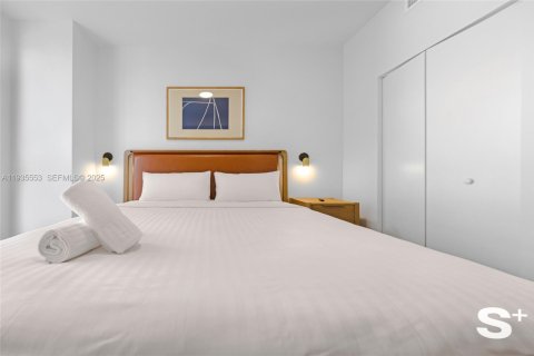 Condominio en alquiler en Miami, Florida, 1 dormitorio, 55.74 m2 № 2152552 - foto 20