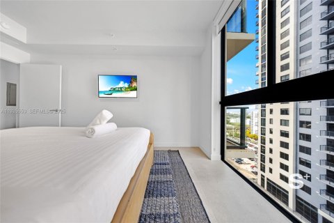 Condominio en alquiler en Miami, Florida, 1 dormitorio, 55.74 m2 № 2152552 - foto 22