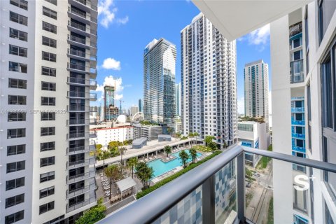 Condominio en alquiler en Miami, Florida, 1 dormitorio, 55.74 m2 № 2152552 - foto 28