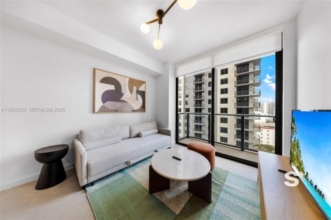 Condominio en alquiler en Miami, Florida, 1 dormitorio, 55.74 m2 № 2152552 - foto 12