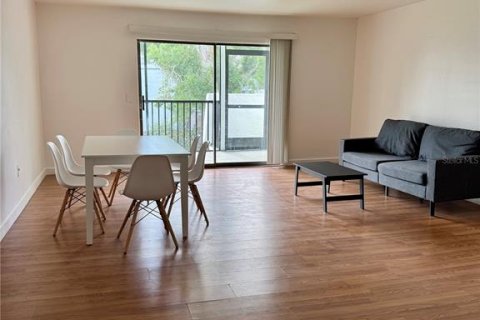 Apartamento en alquiler en Largo, Florida, 4 dormitorios, 130.71 m2 № 1851809 - foto 2