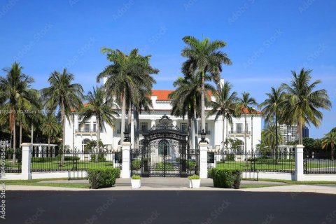 Commercial property in Royal Palm Beach, Florida № 1816427 - photo 4