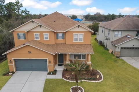 House in Orlando, Florida 4 bedrooms, 287.07 sq.m. № 2201552 - photo 3