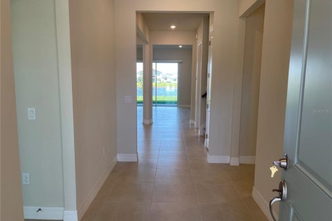 Villa ou maison à louer à Orlando, Floride: 5 chambres, 336.03 m2 № 1733902 - photo 3
