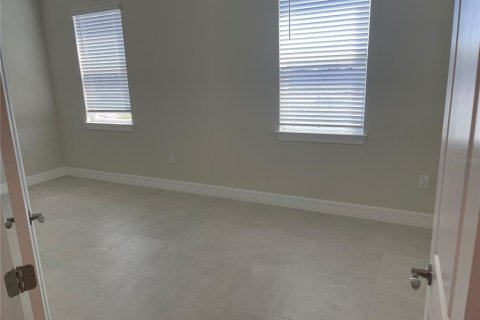 Villa ou maison à louer à Orlando, Floride: 5 chambres, 336.03 m2 № 1733902 - photo 12