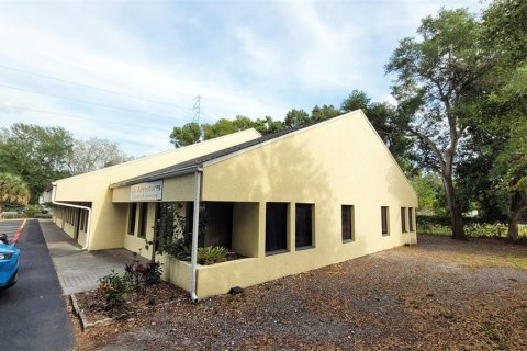 Commercial property in Seminole, Florida 712 sq.m. № 1129458 - photo 8