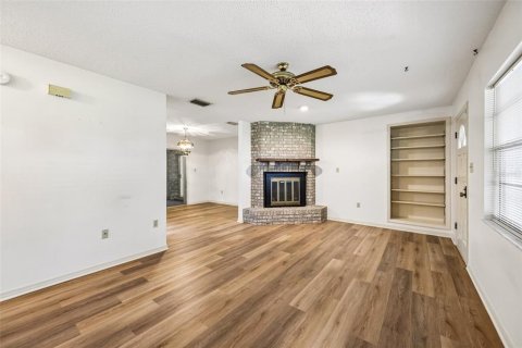 Villa ou maison à vendre à Fruitland Park, Floride: 3 chambres, 120.77 m2 № 2149456 - photo 30