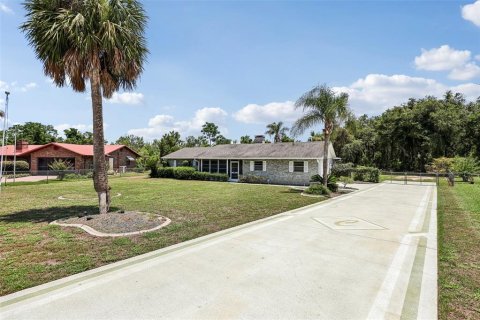 Villa ou maison à vendre à Fruitland Park, Floride: 3 chambres, 120.77 m2 № 2149456 - photo 4