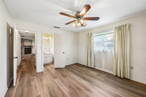 Villa ou maison à vendre à Fruitland Park, Floride: 3 chambres, 120.77 m2 № 2149456 - photo 11