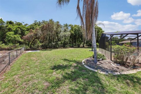 Villa ou maison à vendre à Fruitland Park, Floride: 3 chambres, 120.77 m2 № 2149456 - photo 19