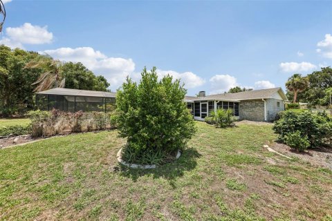 Villa ou maison à vendre à Fruitland Park, Floride: 3 chambres, 120.77 m2 № 2149456 - photo 18