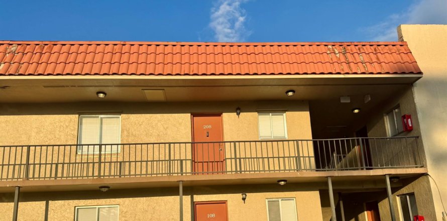 Condo in West Palm Beach, Florida, 2 bedrooms № 2246278