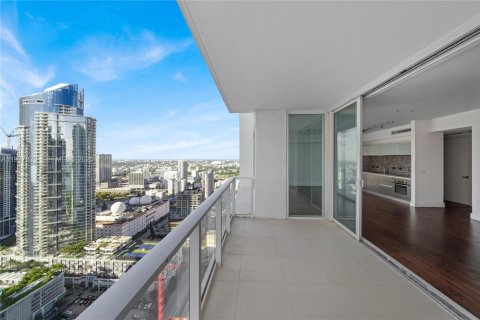 Купить кондоминиум в Майами, Флорида 1 спальня, 75.07м2, № 2053402 - фото 10