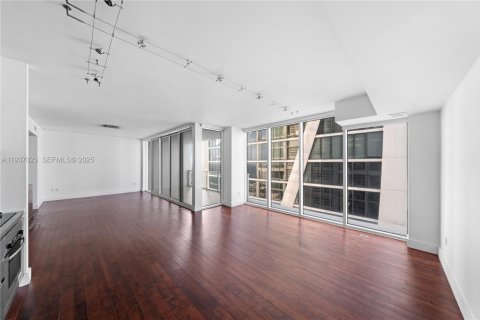 Купить кондоминиум в Майами, Флорида 1 спальня, 75.07м2, № 2053402 - фото 11