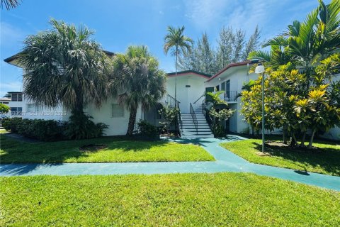 Condo à Miami, Floride, 1 chambre  № 1997659