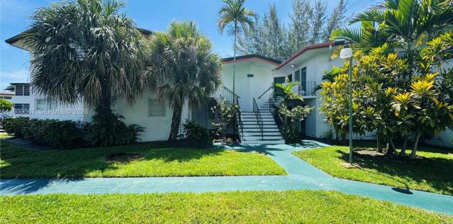 Condo à Miami, Floride, 1 chambre № 1997659