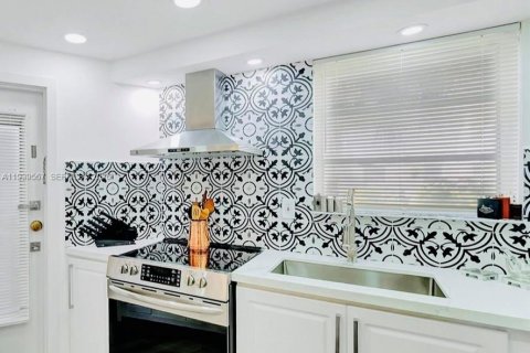 Copropriété à vendre à Miami, Floride: 1 chambre, 61.32 m2 № 1997659 - photo 3