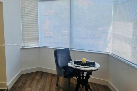 Copropriété à vendre à Miami, Floride: 1 chambre, 61.32 m2 № 1997659 - photo 14