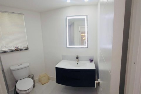 Copropriété à vendre à Miami, Floride: 1 chambre, 61.32 m2 № 1997659 - photo 21