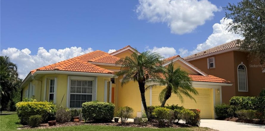 Villa ou maison à Bradenton, Floride 2 chambres, 181.25 m2 № 2148927