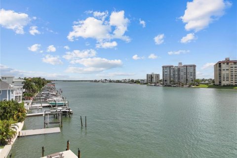 Copropriété à vendre à Clearwater, Floride: 4 chambres, 262.08 m2 № 2415169 - photo 22