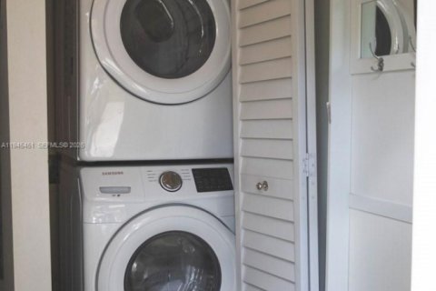 Touwnhouse à vendre à Weston, Floride: 2 chambres, 103.12 m2 № 2001833 - photo 25