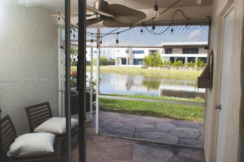 Touwnhouse à vendre à Weston, Floride: 2 chambres, 103.12 m2 № 2001833 - photo 21