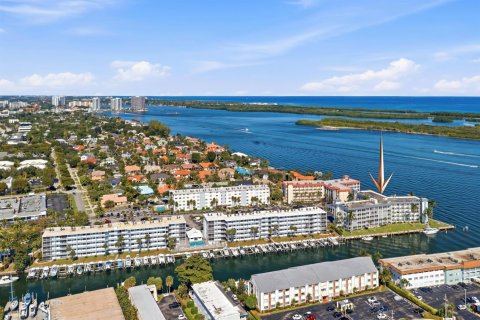 Copropriété à vendre à North Palm Beach, Floride: 2 chambres, 100.24 m2 № 2171683 - photo 22