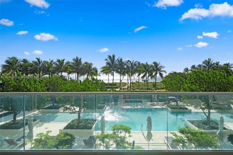 Condominio en venta en Bal Harbour, Florida, 2 dormitorios, 196.4 m2 № 1834072 - foto 14