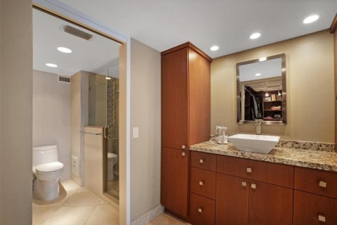 Condominio en venta en Fort Lauderdale, Florida, 2 dormitorios, 151.43 m2 № 2175452 - foto 22