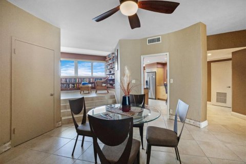Condominio en venta en Fort Lauderdale, Florida, 2 dormitorios, 151.43 m2 № 2175452 - foto 14