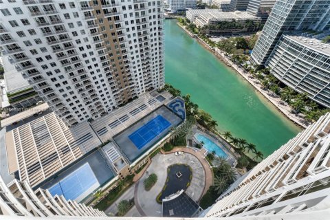 Condominio en venta en Miami, Florida, 1 dormitorio, 95.78 m2 № 1979316 - foto 11