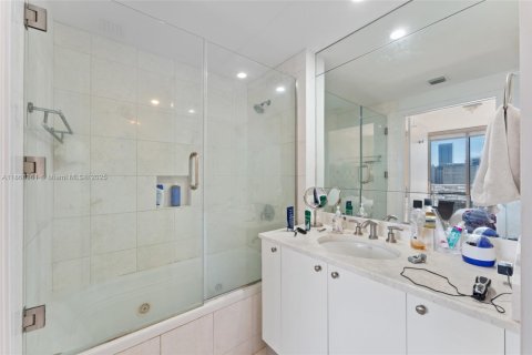 Condominio en venta en Miami, Florida, 1 dormitorio, 95.78 m2 № 1979316 - foto 22