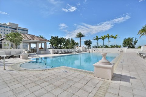 Apartment in Coral Gables, Florida 2 bedrooms, 105.17 sq.m. № 1852341 - photo 15