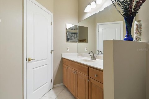 Condo in Fort Myers, Florida, 3 bedrooms  № 1653875 - photo 24