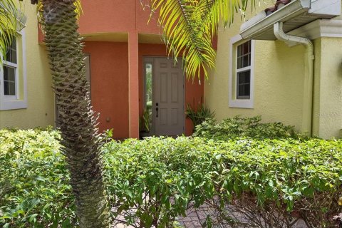 Condo in Fort Myers, Florida, 3 bedrooms  № 1653875 - photo 3