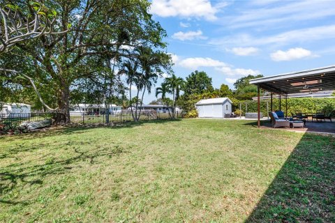 Casa en venta en Palmetto Bay, Florida, 3 dormitorios, 122.91 m2 № 2045936 - foto 17