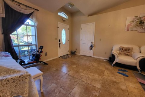 House in Pinellas Park, Florida 4 bedrooms, 165.27 sq.m. № 1720037 - photo 7