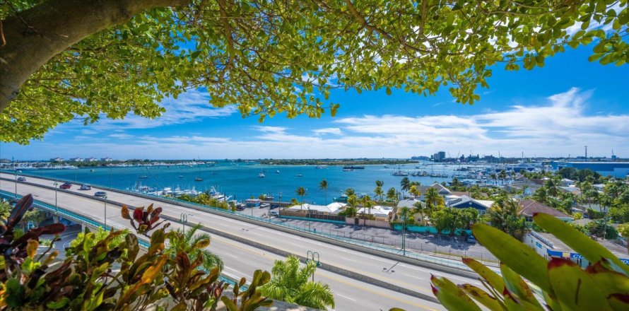 Condo à Riviera Beach, Floride, 2 chambres № 850130