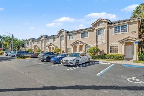 Купить виллу или дом в Дорал, Флорида 3 спальни, 131.92м2, № 2007142 - фото 3