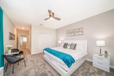 House in STOREY LAKE in Kissimmee, Florida 5 bedrooms, 278.34 sq.m. № 2135570 - photo 18