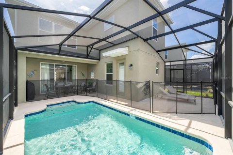 House in STOREY LAKE in Kissimmee, Florida 5 bedrooms, 278.34 sq.m. № 2135570 - photo 23