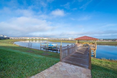 House in STOREY LAKE in Kissimmee, Florida 5 bedrooms, 278.34 sq.m. № 2135570 - photo 29